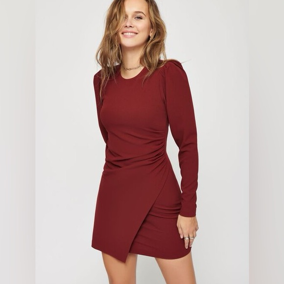 Dynamite Dresses & Skirts - Dynamite Lara Ruched Bodycon burgundy dress- small